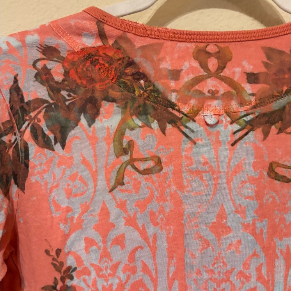 Butterfly Dropout Long Sleeve Top - Picture 6 of 13